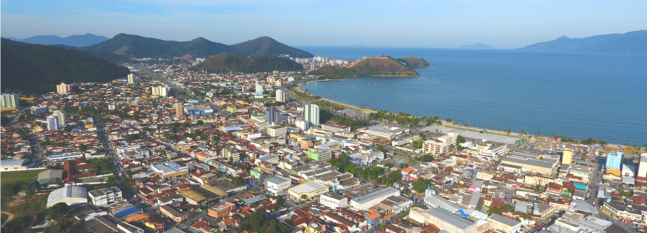 Foto aérea de Caraguatatuba